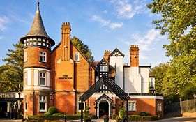 Macdonald Berystede Hotel y Spa